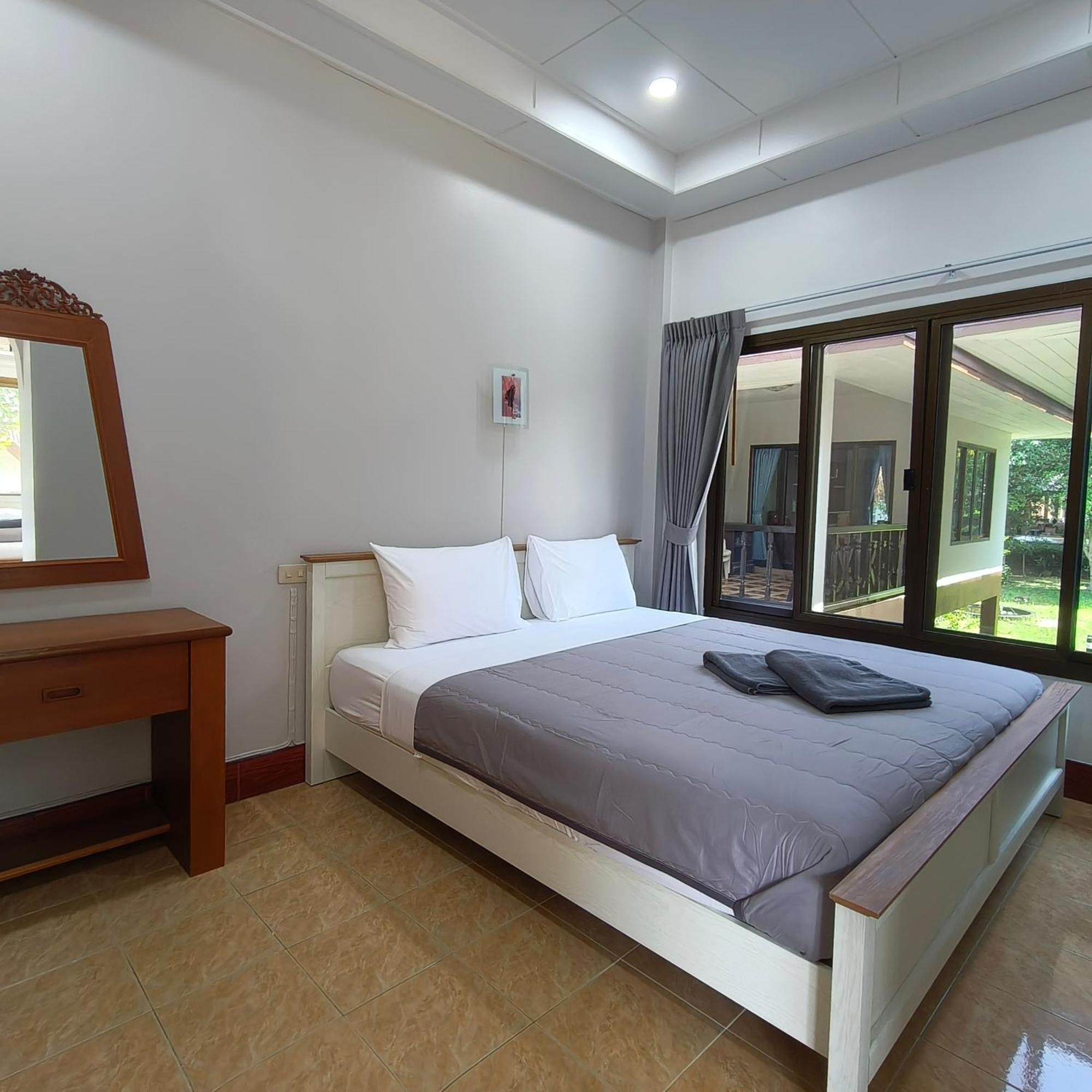 Phalarn Resort 2*